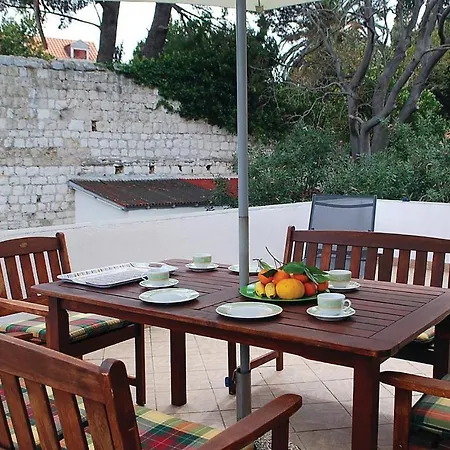 Amazing In With 2 Bedrooms And Wifi