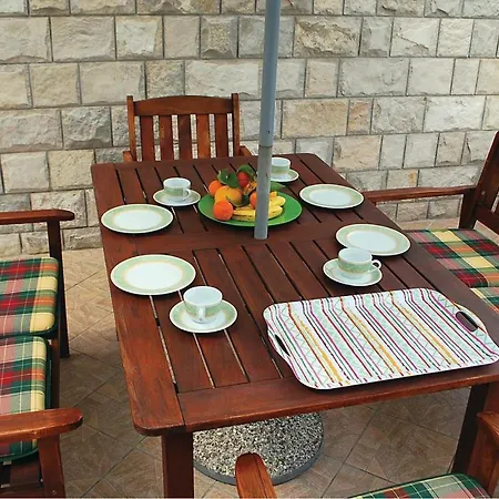 Amazing In With 2 Bedrooms And Wifi *